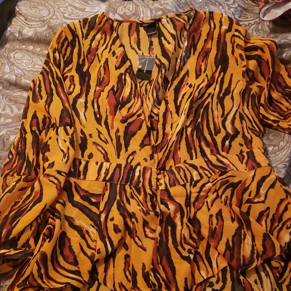 Animal Print High Low Top